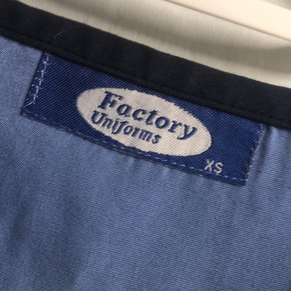 Blue scrub top nurse medical uniform 2 pockets xs - Picture 2 of 10